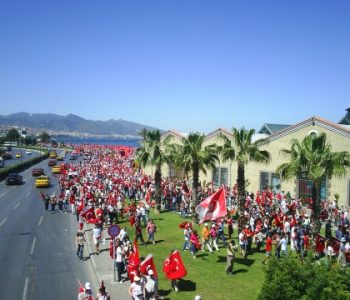 A large crowd of people at Izmir Air Force Base in Izmir, Turkey